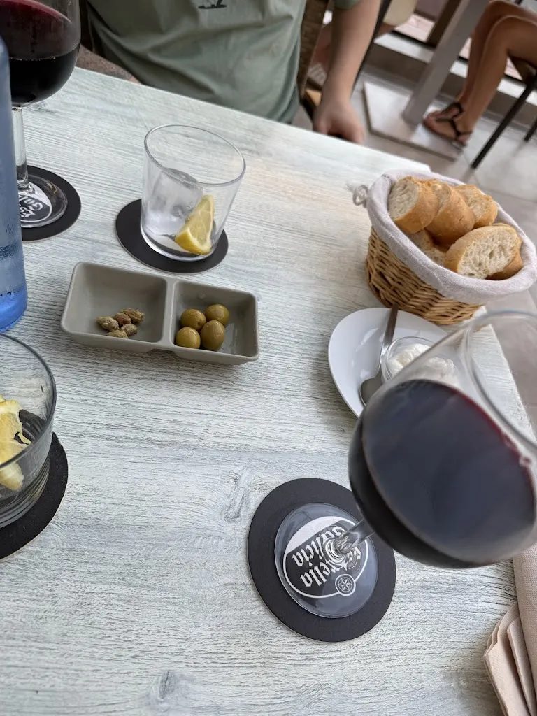 Kidfrom vulcan_Restaurante Acuario_Can Picafort_review