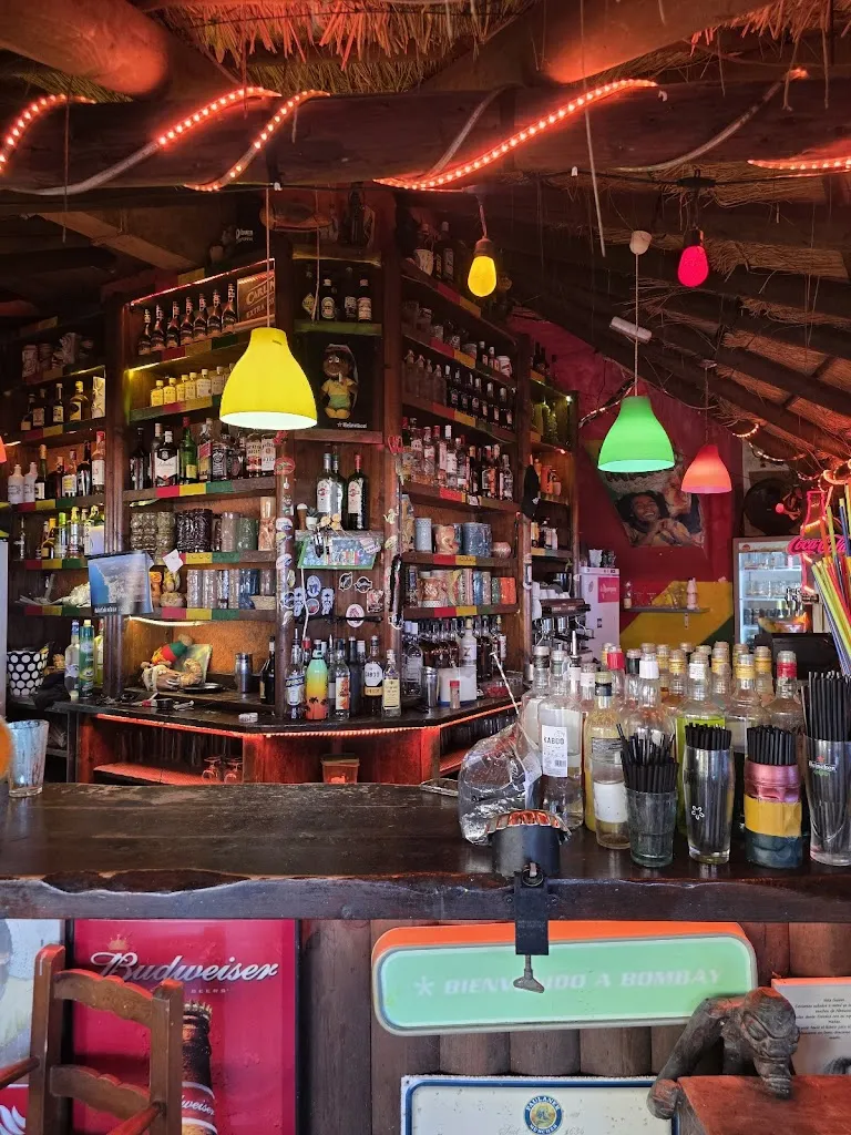 Bar Jamaica_Can Picafort_slider_image_3