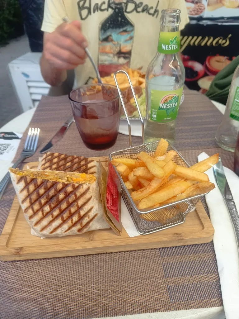 Menu_DUNIA_Can Picafort_image_7