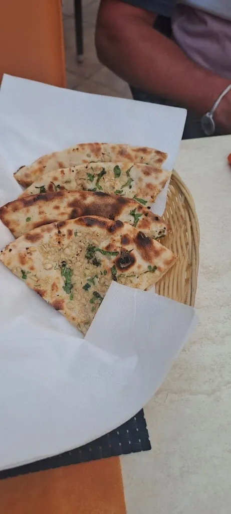 michael stubbs_Royal Indian tandoori restaurant & bar_Can Picafort_review