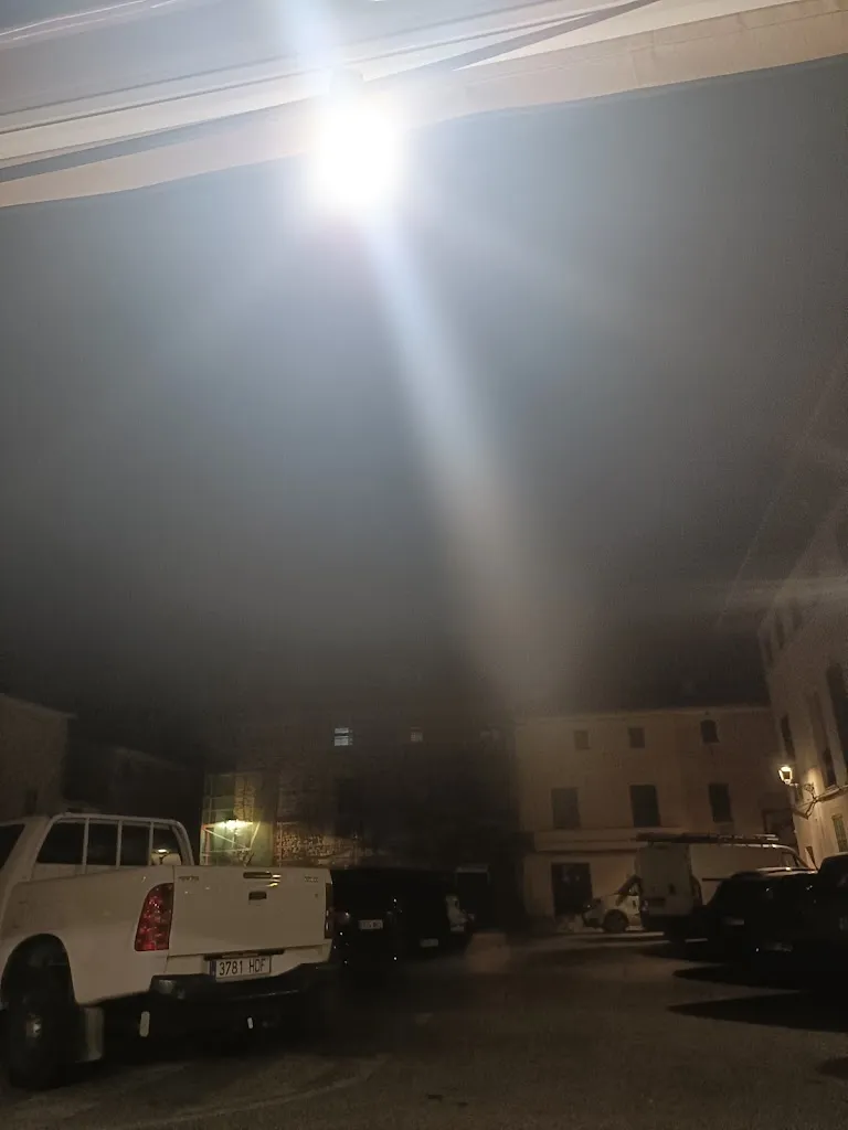 Mariña González Pena_Cafè Plaça Sitjar_Capdepera_review