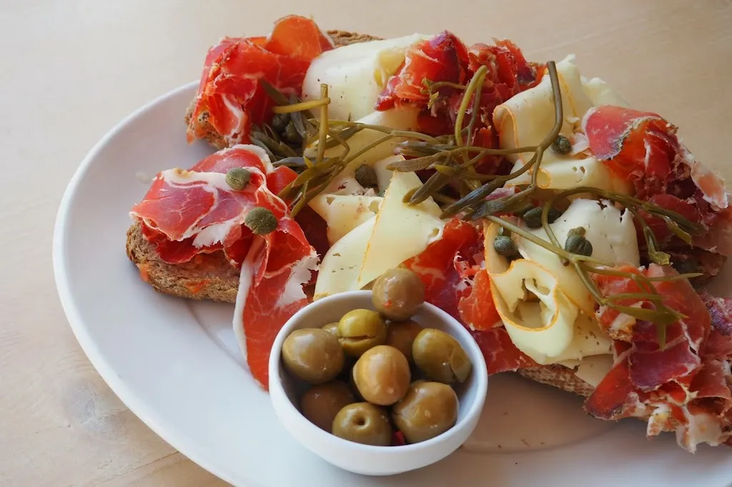 Noahs Lounge_Capdepera_slider_image_2