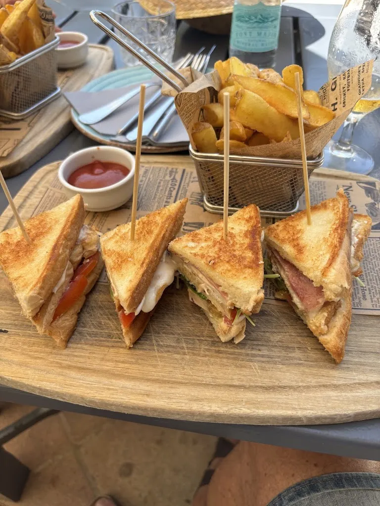 bert adamic_Restaurant Roca Viva_Capdepera_review