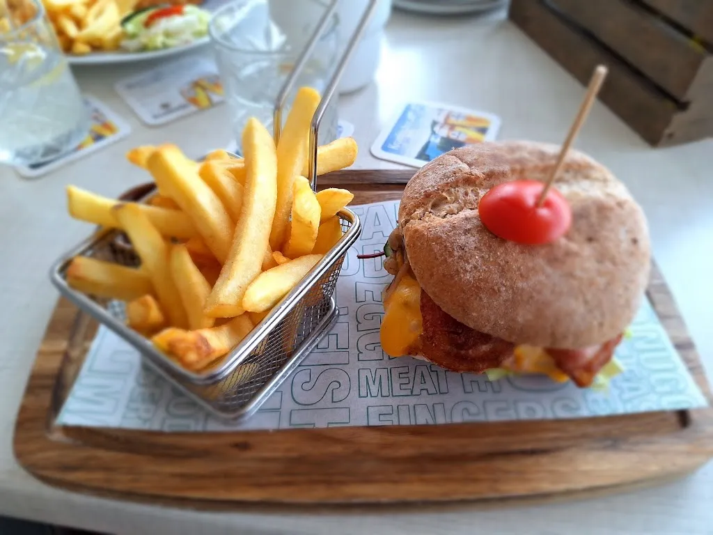 Jane Adams_0_Capdepera_recensione