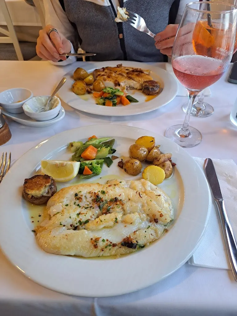 Laura Matoušková_Ses Àncores_Capdepera_review