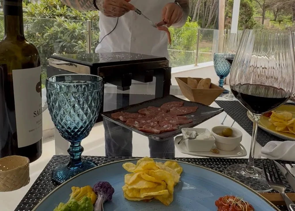 Restaurante SuKarne_Capdepera_slider_image_2