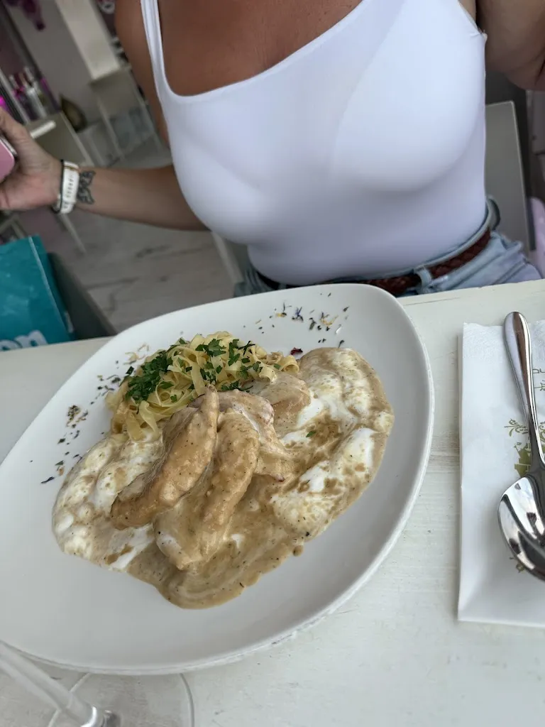 Petri Palletvuori_Mama Pizza_Capdepera_review