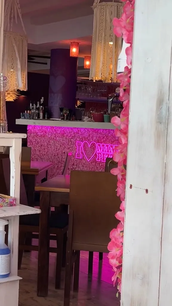 Mama Pizza_Capdepera_slider_image_2