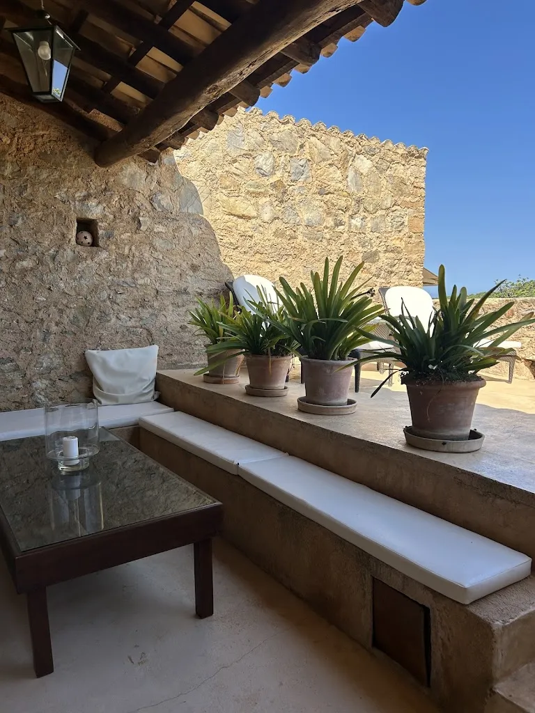 Fiona Potter_Hotel Cases de Son Barbassa_Capdepera_review