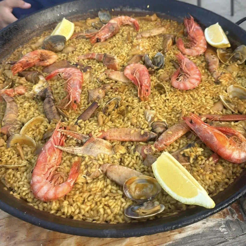 asienkaa 27_Xiringuito_Capdepera_review