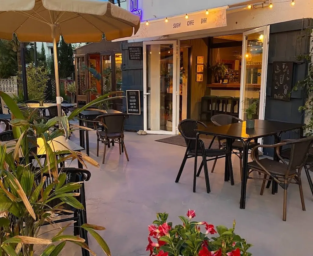 rö nikkei_Capdepera_slider_image_1