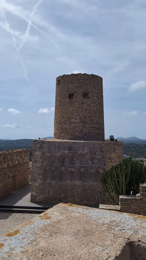 Nik_Castell de Capdepera_Capdepera_review