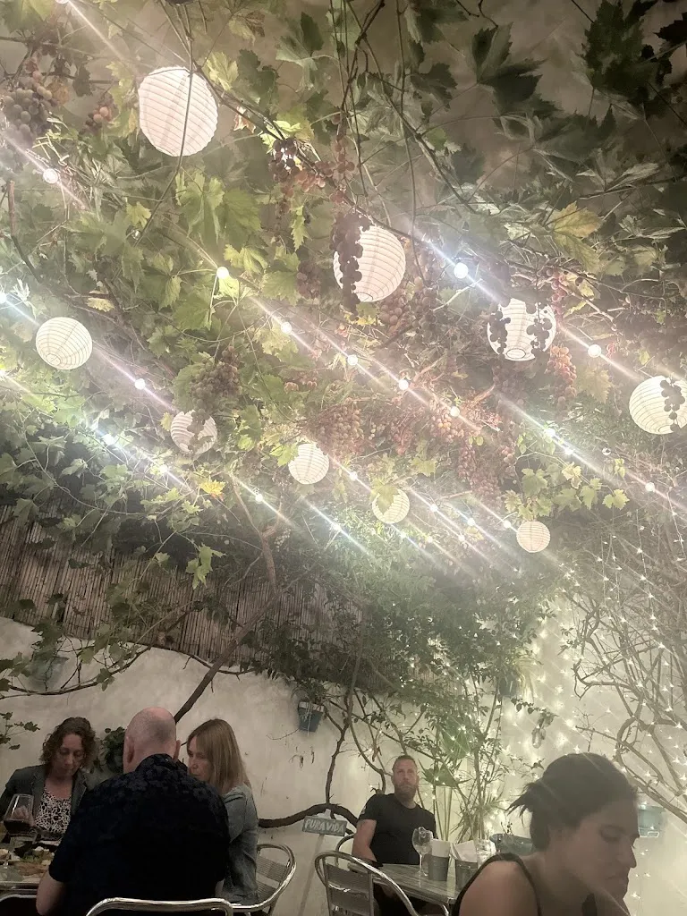 Emily Fozard_Puerto Dips_Castell Es_recensione