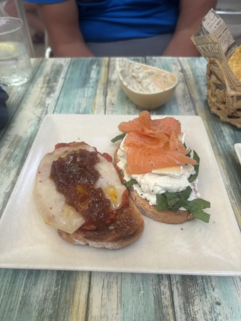 Amelia Gould_Puerto Dips_Castell Es_recensione