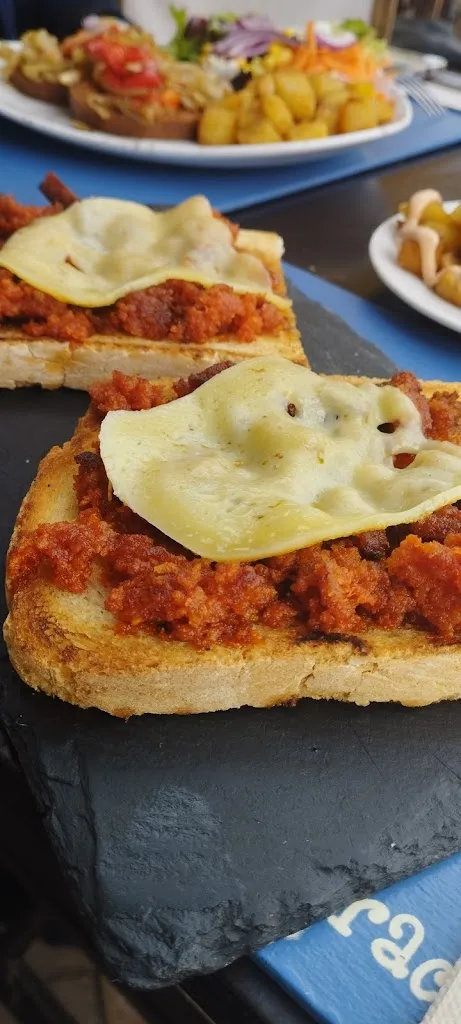 Menu_El Chivito Calesfonts_Castell Es_image_9