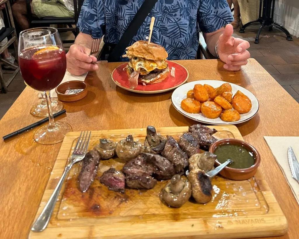 ALISON Godfrey_El Chivito Calesfonts_Castell Es_review