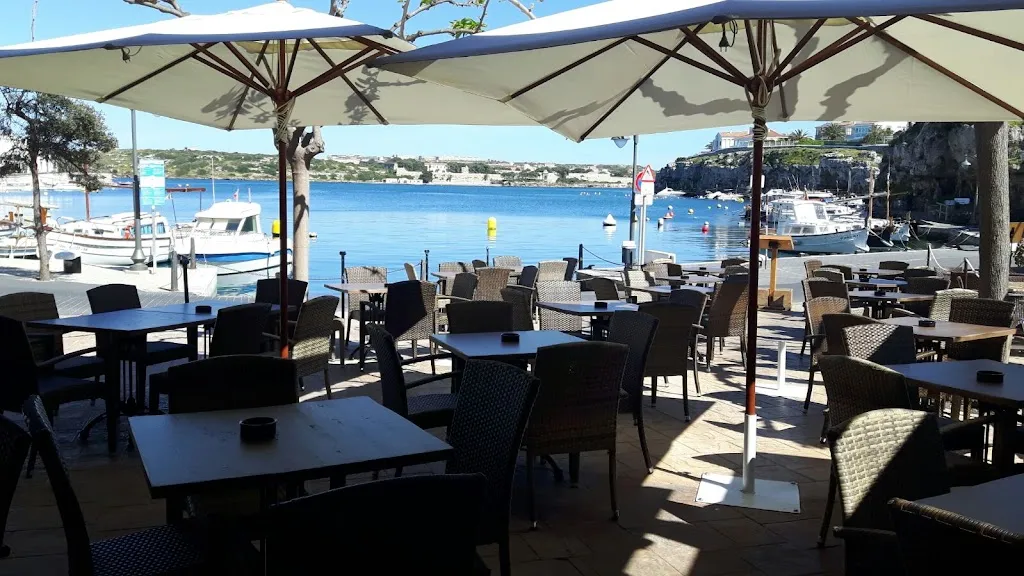 Restaurant Sa Barqueta restaurant in Castell Es