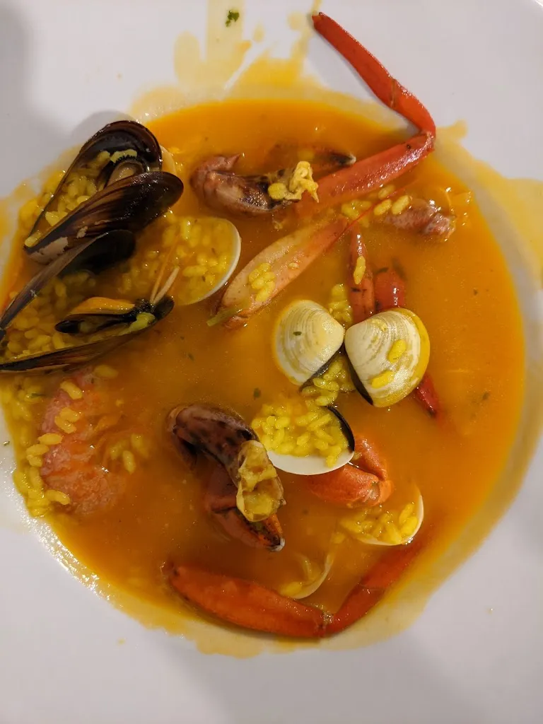 Clive Shiret_Mesón Ca'n Mito_Castell Es_review