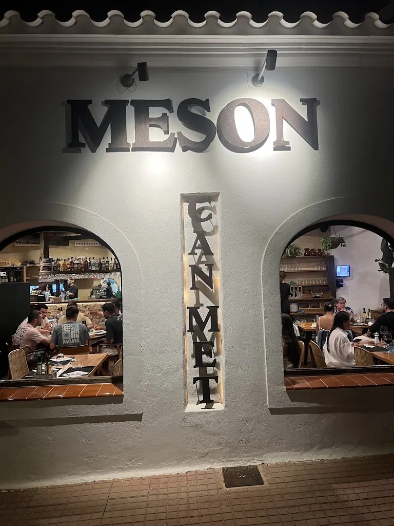 Mesón Ca'n Mito_Castell Es_slider_image_1