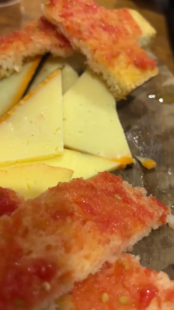 Mesón Ca'n Mito_Castell Es_slider_image_2