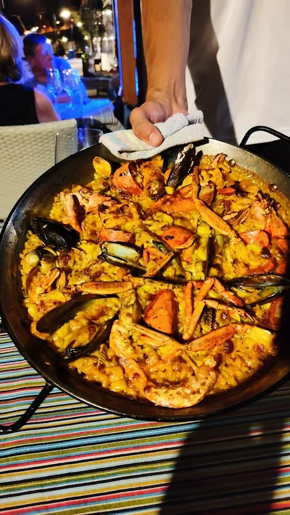 FFF_Restaurant Ana Luisa_Castell Es_review