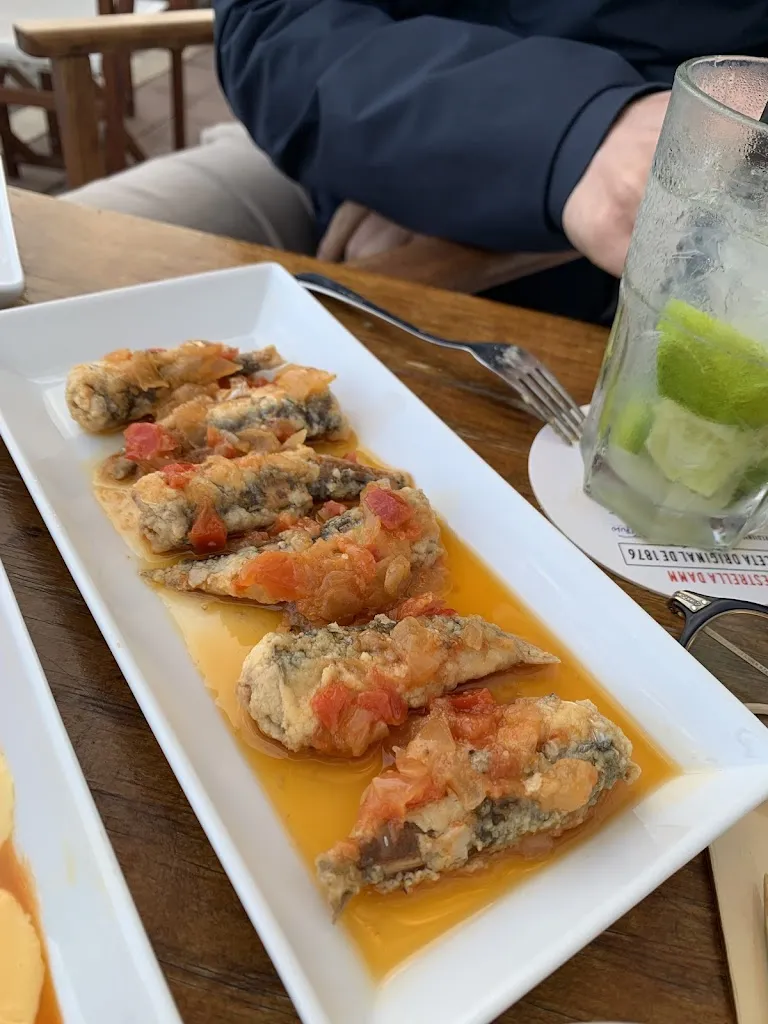 Bianca Boranda_Chèspir Cales Fonts_Castell Es_review