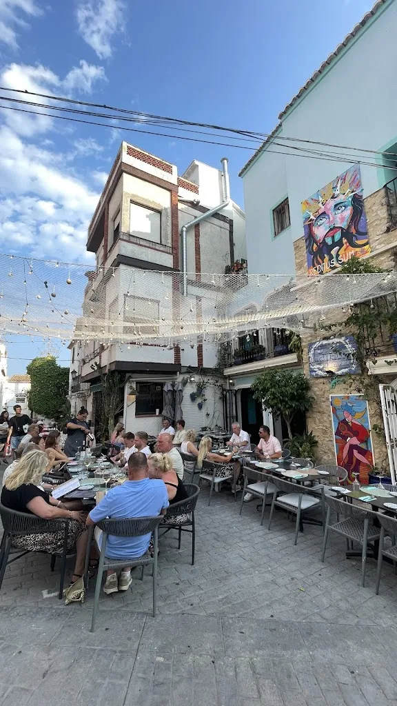 Nicola Devon Lewis_Lapsus Bistro_Calp_review