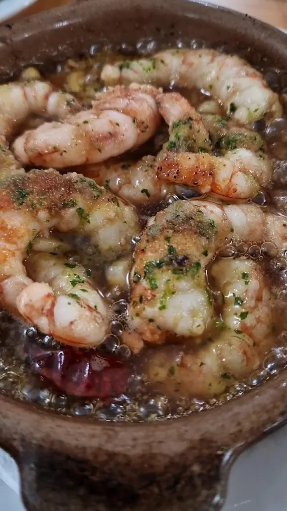 Caprichosa Pizzaria_Castell Es_slider_image_2