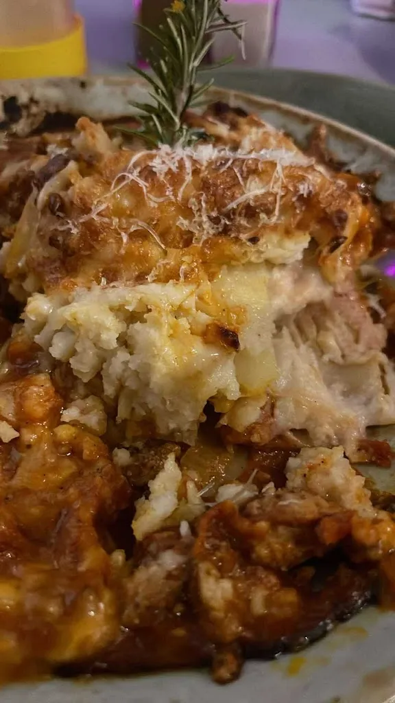 Kylie Grixti_Pasta Pasta_Cala Rajada_review