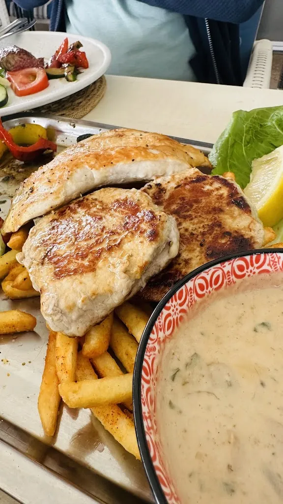 Vita Lukoseviciene_Restaurant Azul de Mar_Cala Rajada_review