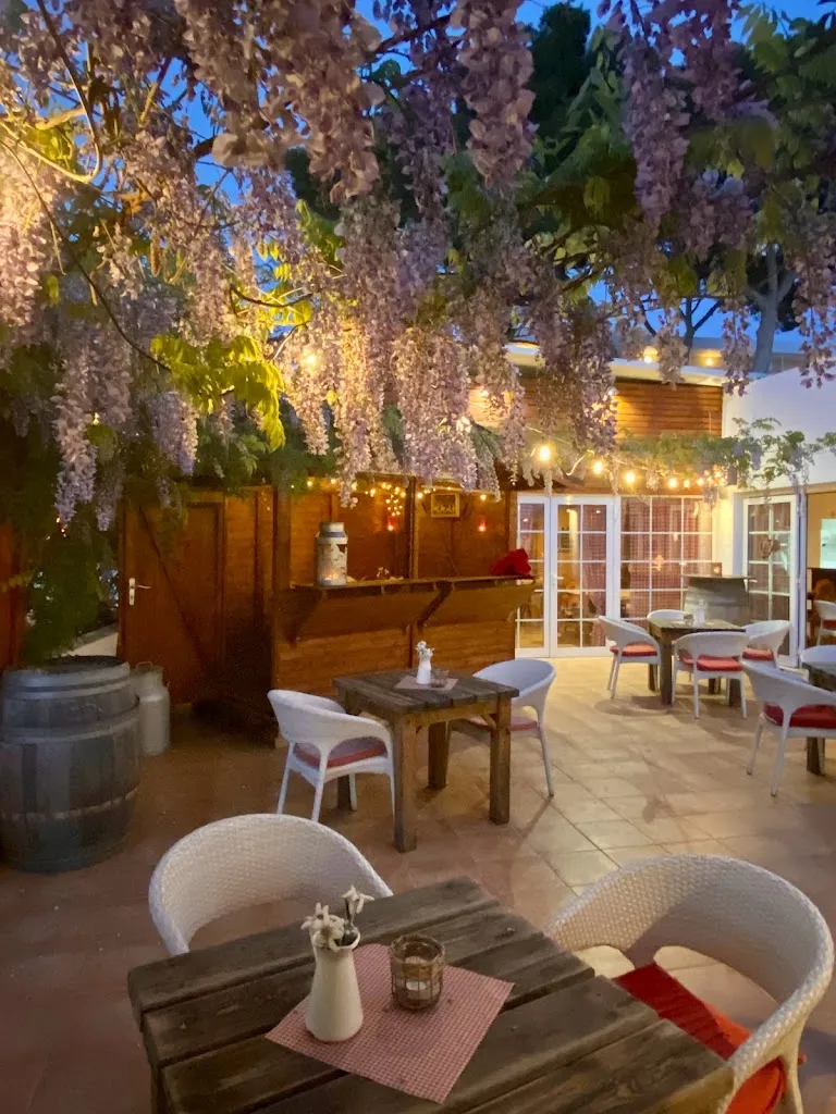 Heidi Schnitzelhütte restaurant in Cala Rajada