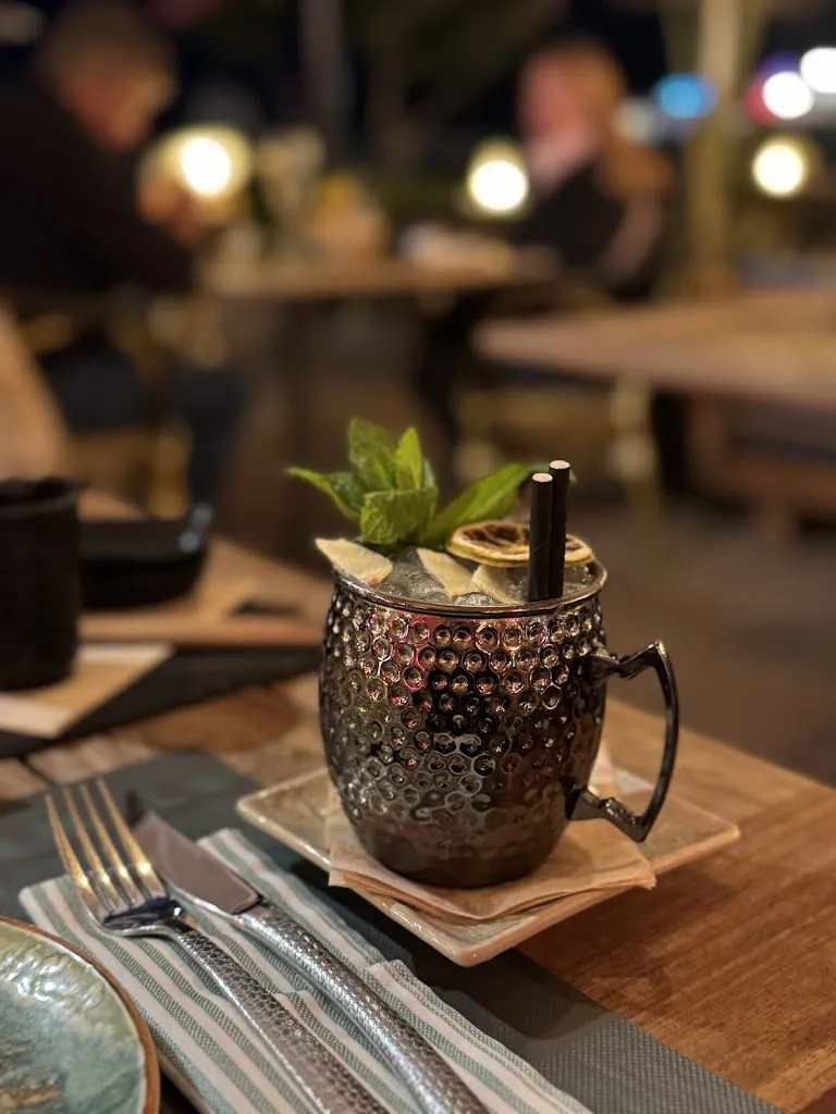 Aurore V_Wikiki Gastrobar_Cala Rajada_review