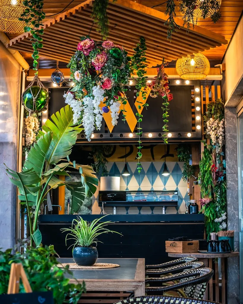 Wikiki Gastrobar restaurant in Cala Rajada