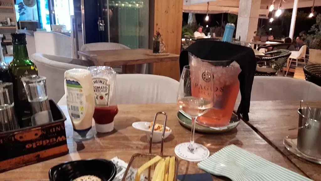 Wikiki Gastrobar_Cala Rajada_slider_image_2