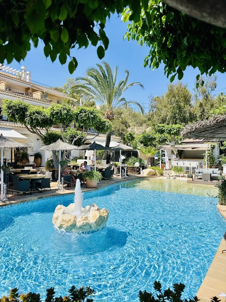 Relu Petrescu_Restaurante Puerto Blanco_Calp_Bewertung