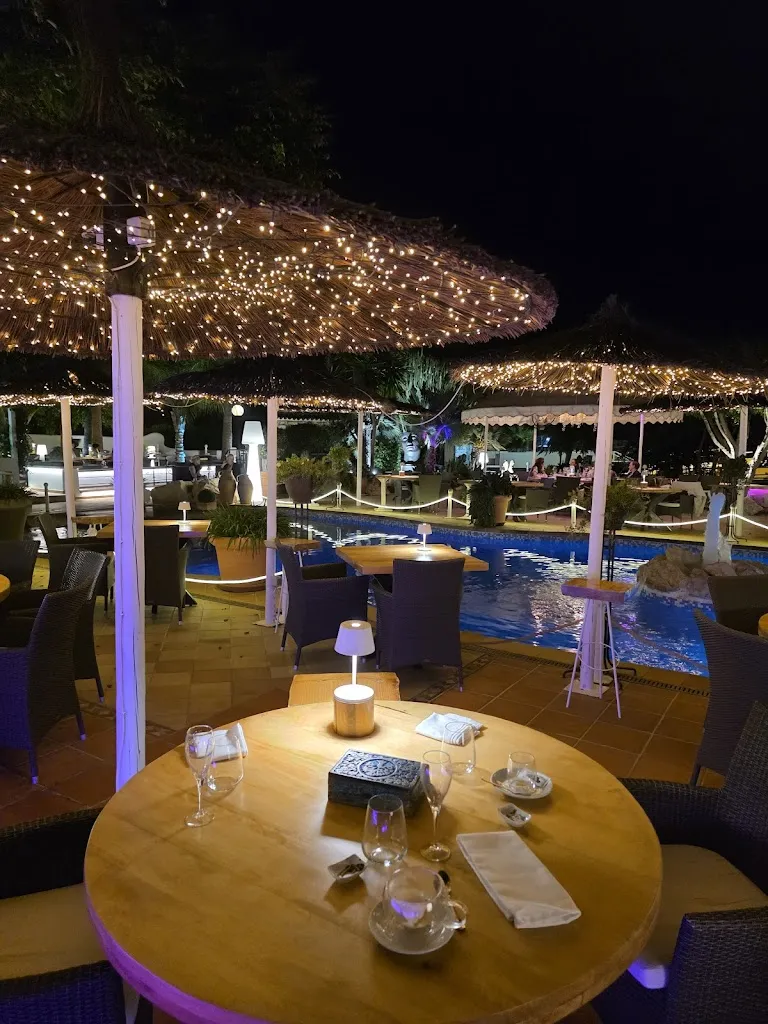 Restaurante Puerto Blanco_Calp_slider_image_3