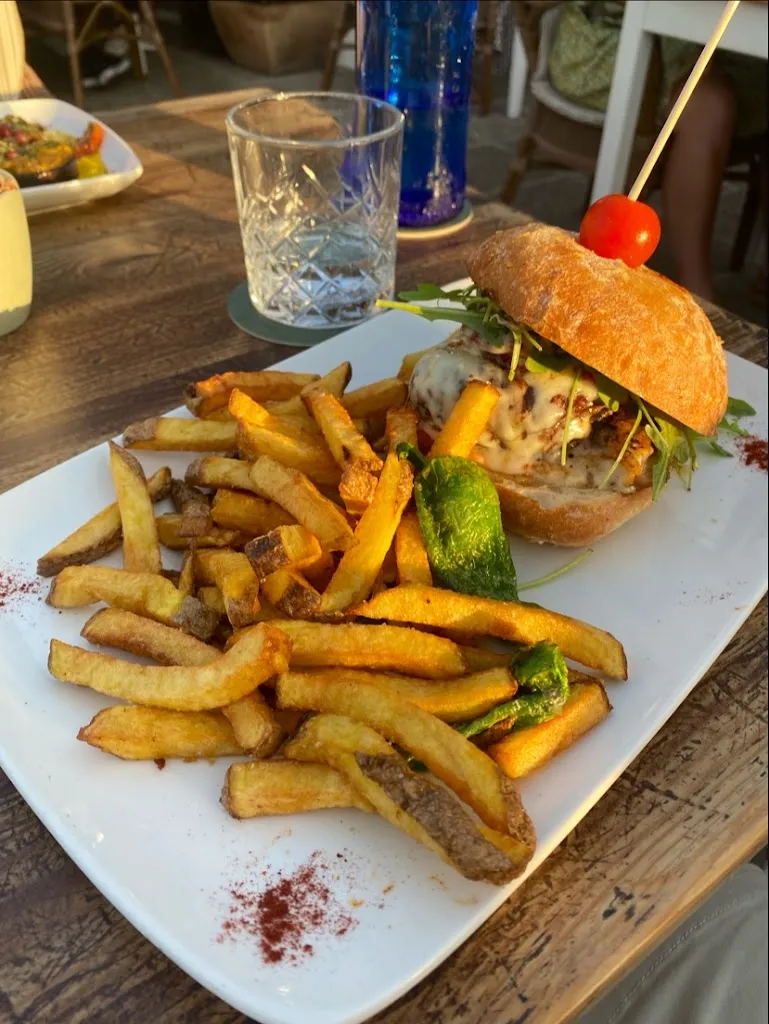 J _G_Botanic Restobar_Cala Rajada_review