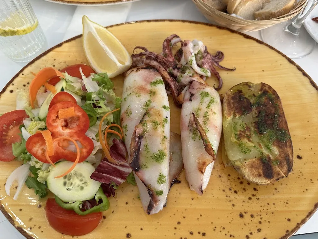 Restaurante CAN ARA_Cala Rajada_slider_image_3