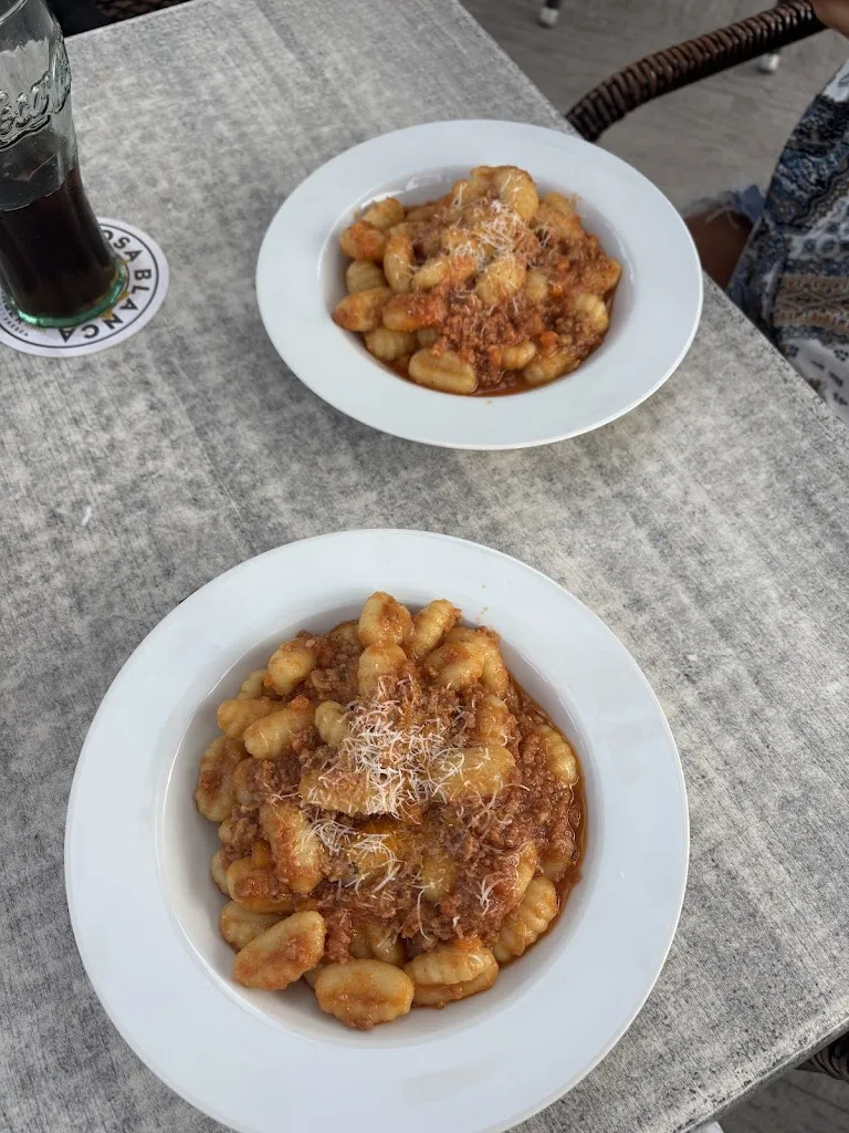 Lilith Gleich_Makako_Cala Rajada_recensione