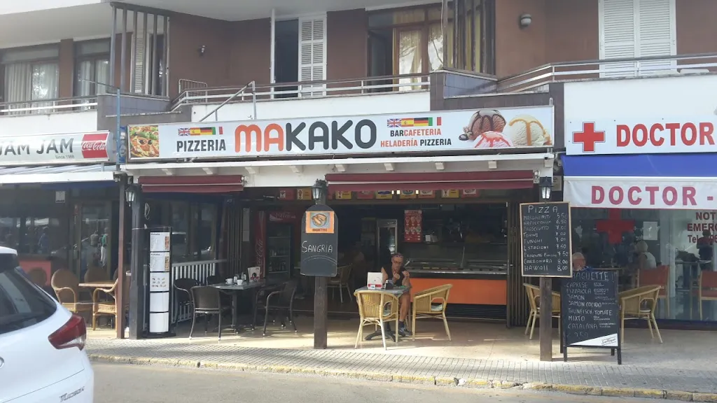 Makako restaurant in Cala Rajada