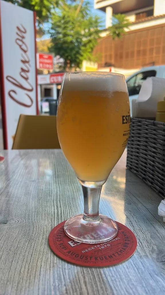 Kris Francies_Claxon_Cala Rajada_recensione