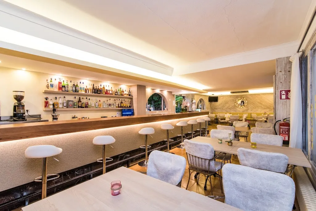 Cafe - Restaurant Baviera restaurant in Cala Rajada