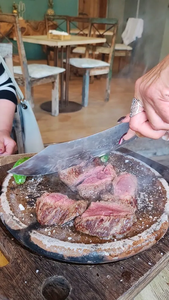 SMASH - Grill & Burger_Cala Rajada_slider_image_2