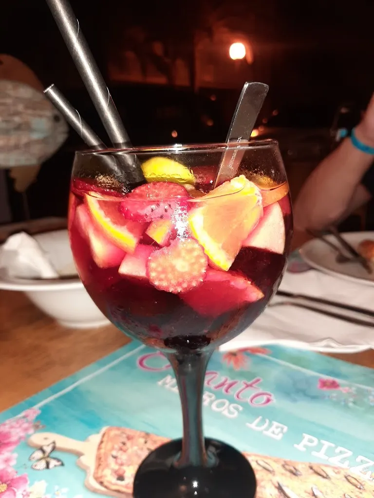 Menu_Encanto Metros de Pizza_Cala Rajada_image_7