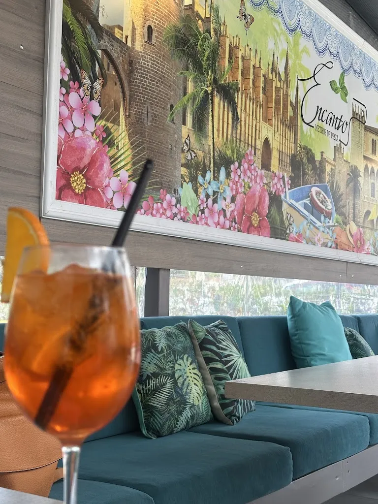 Nikki_Encanto Metros de Pizza_Cala Rajada_review