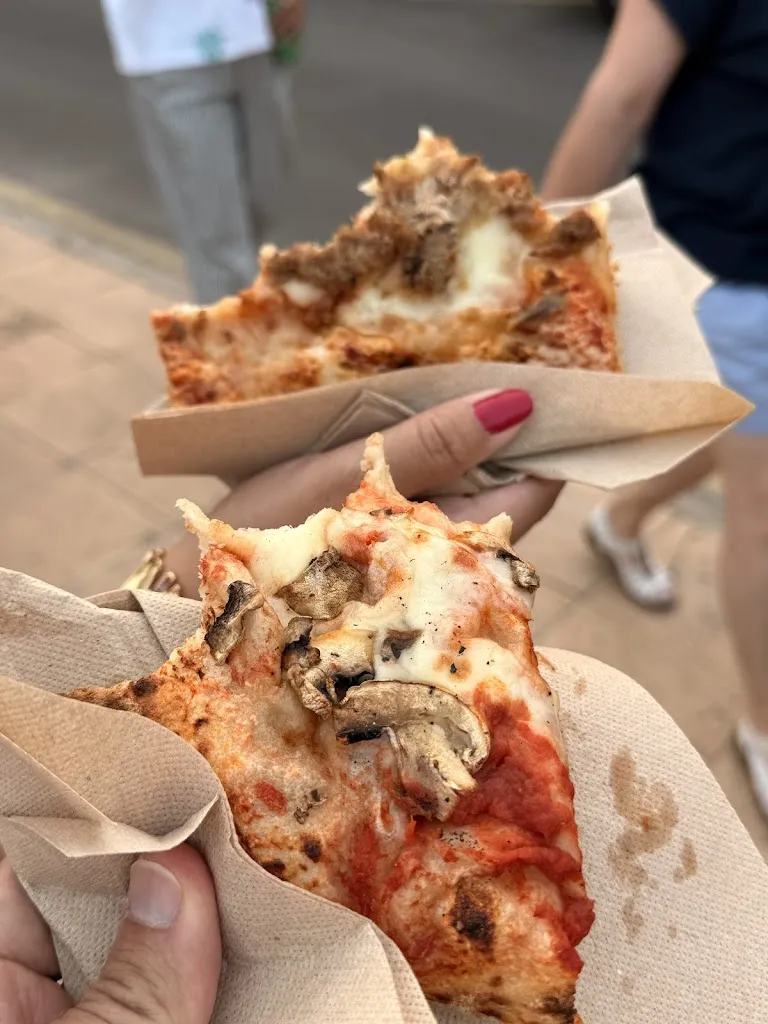 Furkan Bozkurt_pizzeria can tomas_Cala Rajada_review