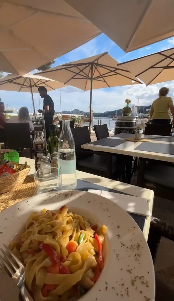 Sianna_MONTANA tapas - restaurant_Cala Rajada_Bewertung