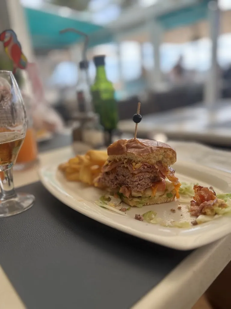 MONTANA tapas - restaurant_Cala Rajada_slider_image_3