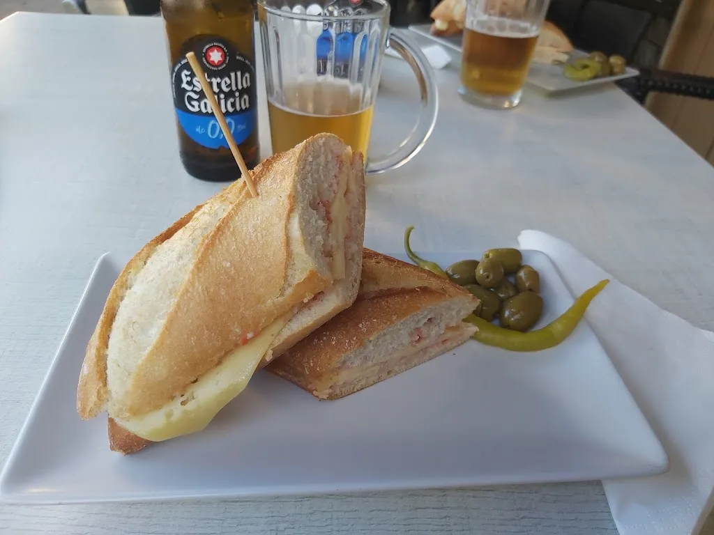 Menu_Bar Central_Costitx_image_6