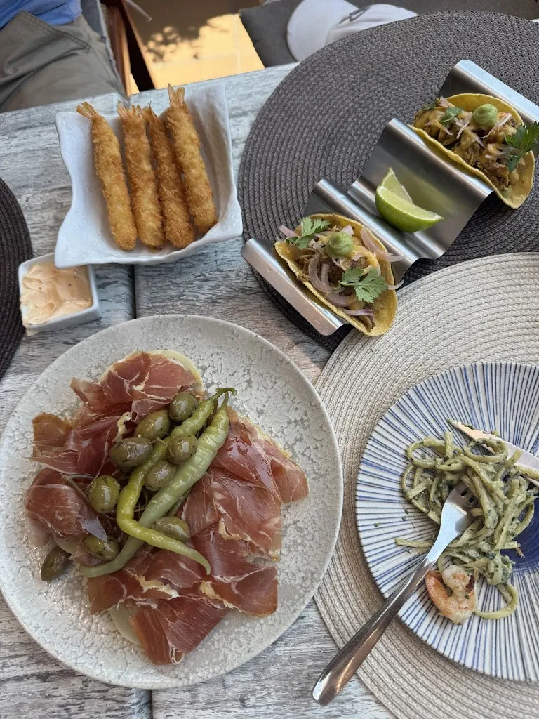 Monique Dykstra_Cafe Deiá_Deià_review